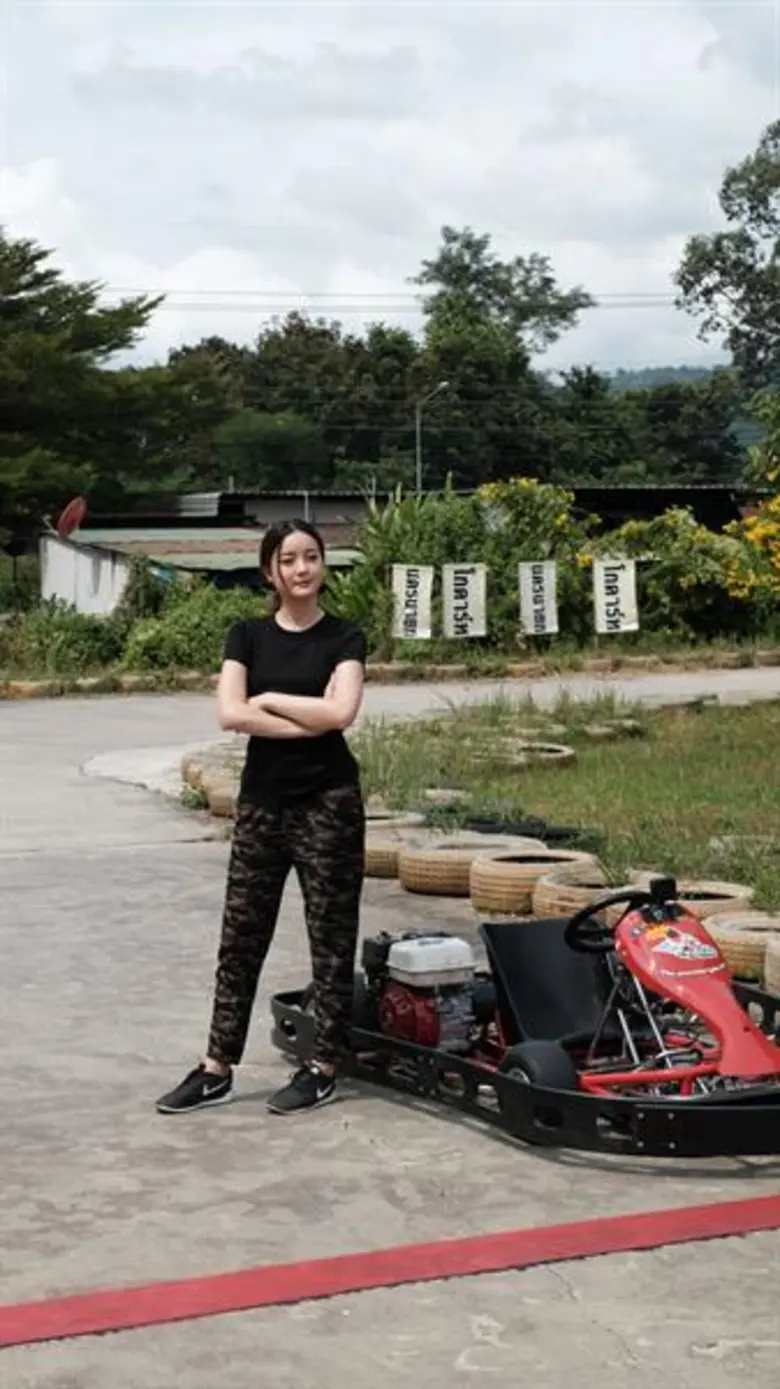 “อิงค์ วรันธร” สวมรองเท้าผ้าใบ ทำภารกิจสุดแอดเวนเจอร์ ถือปืนพร้อมยิง!! ในรายการ “Unlock! ลองสักครั้ง” 31 มีนาคมนี้