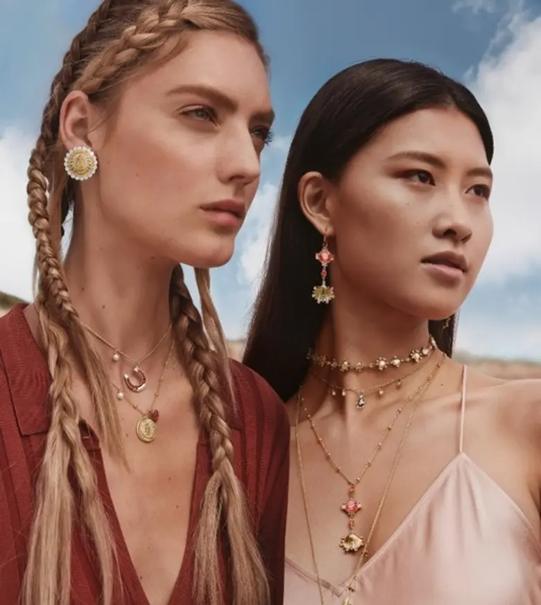 สวารอฟสกี้นำเสนอคอลเล็กชั่นใหม่ประจำฤดูใบ...