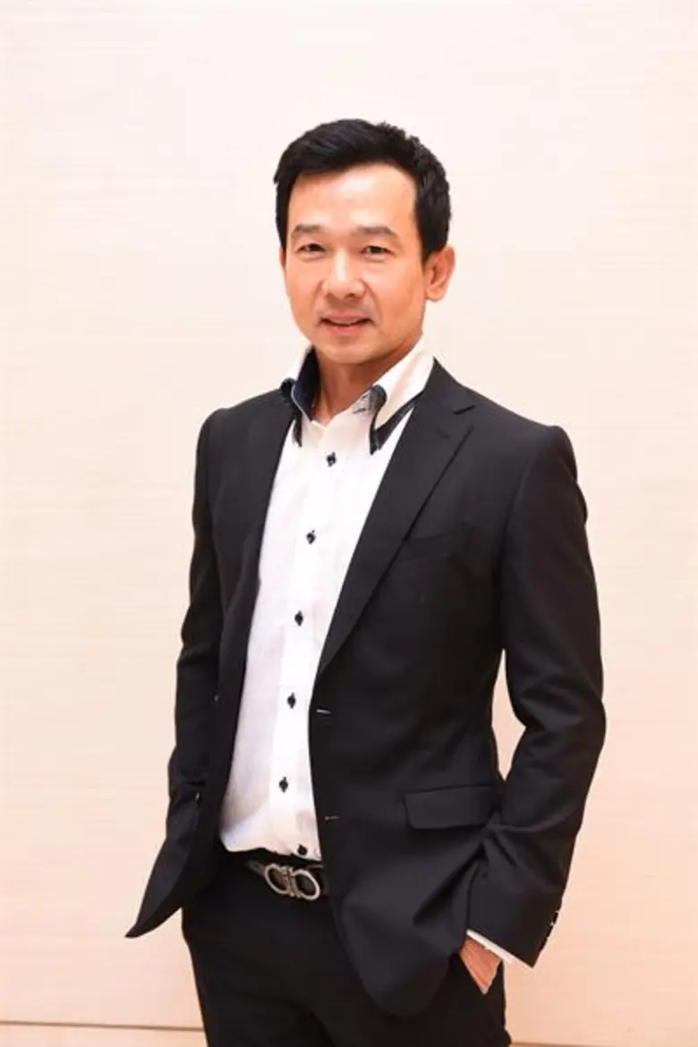 ตัดริบบิ้น เปิดตัวอย่างเป็นทางการเรียบร้อ...