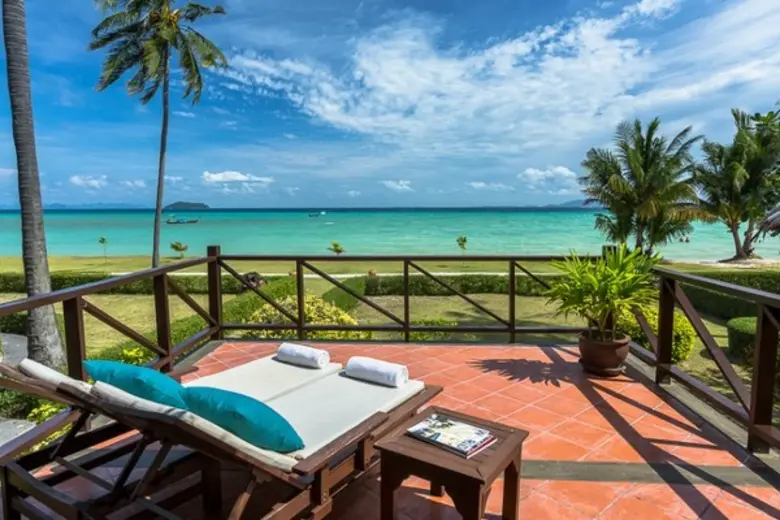 พีพี ไอส์แลนด์ วิลเลจ บีช รีสอร์ท (Phi Ph...