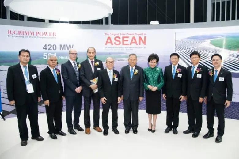 นางปรียนาถ สุนทรวาทะ ประธานเจ้าหน้าที่บริ...