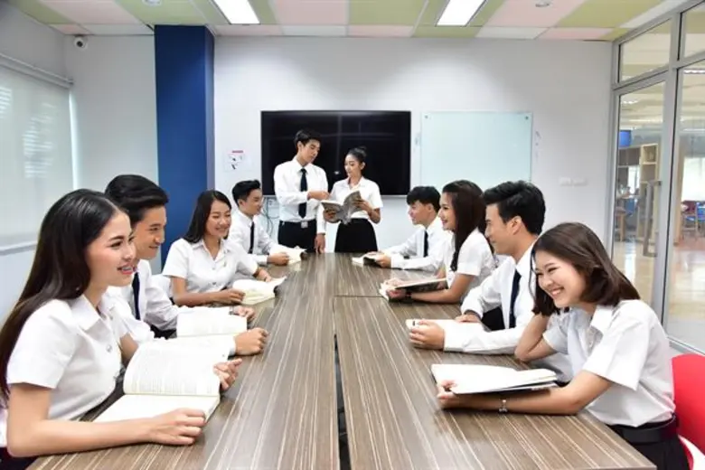 มหาวิทยาลัยเทคโนโลยีราชมงคลธัญบุรี (มทร.ธ...