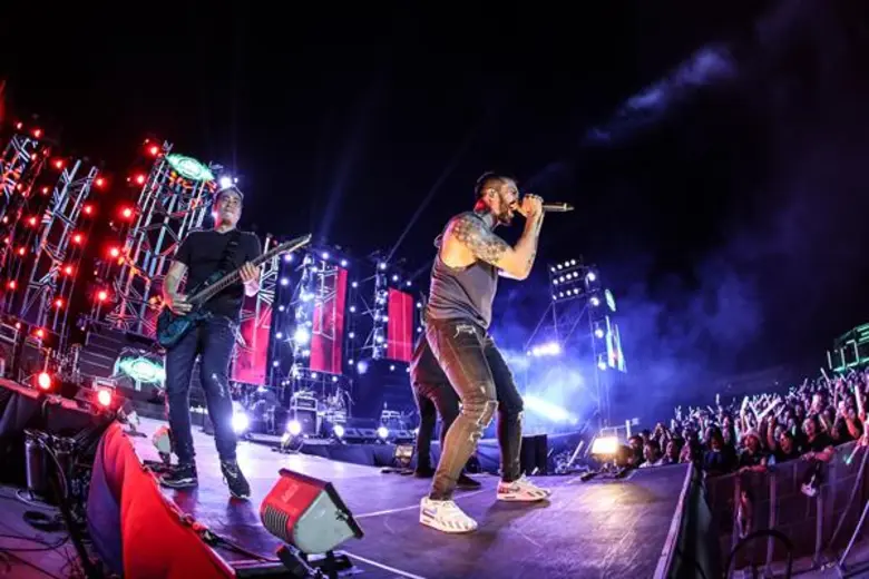 ยกแก๊งเพื่อน มากระโดด...มาเฮ กันให้สุด ในคอนเสิร์ต “ช้าง มิวสิค คอนเนคชั่น มิวสิคโทรโพลิส” มหาครดนตรี ที่เชื่อมทุกมิตรภาพ พบกันที่ ชลบุรี และ หัวหิน 5 เมษายน 2562 นี้ ประตูเปิด 17.00 น.