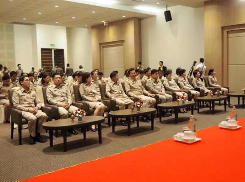 นายยุทธนา หยิมการุณ รองปลัดกระทรวงการคลัง...