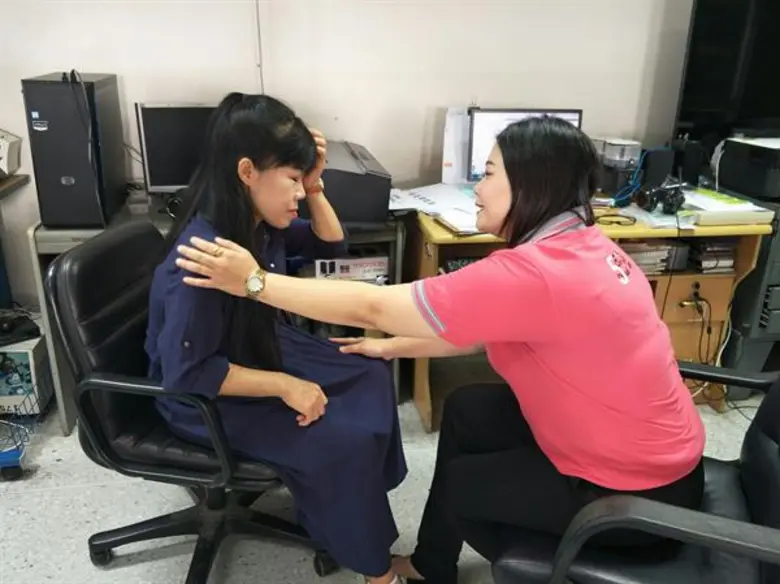 รพ.จิตเวชโคราช เตือน!! ผู้ที่มีอารมณ์เดี๋ยวขึ้นเดี๋ยวลงเหมือน“นั่งรถไฟเหาะ”ให้นึกถึงโรคไบโพลาร์ รีบไปรักษา!!