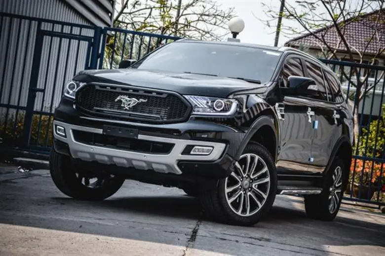 Bankkin ไอเดีย "เจ๋ง" ปรับแต่งไฟหรี่เป็นไฟเดย์ไลท์ในรถยนต์ฟอร์ด สำเร็จรายแรกของไทย