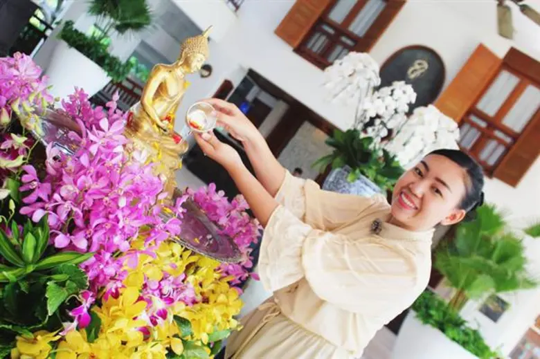 ชุ่มฉ่ำรับวันสงกรานต์เคล้าความสนุกสนานถ้วนหน้า ณ โรงแรมเซ็นทาราแกรนด์บีชรีสอร์ทและวิลลา หัวหิน