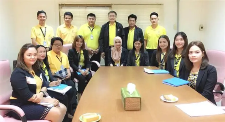 นายวรมิตร ครุฑโต รองกรรมการผู้จัดการ พร้อ...