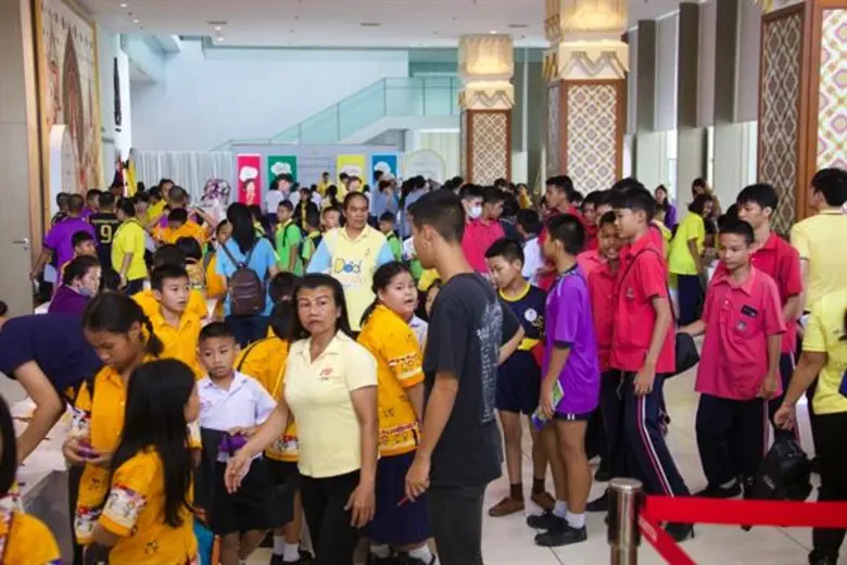 วธ. - เด็กและเยาวชนร่วม "คัดลายมือ-นาฏศิลป์-ดนตรี" กิจกรรมวันอนุรักษ์มรดกไทยปี 62