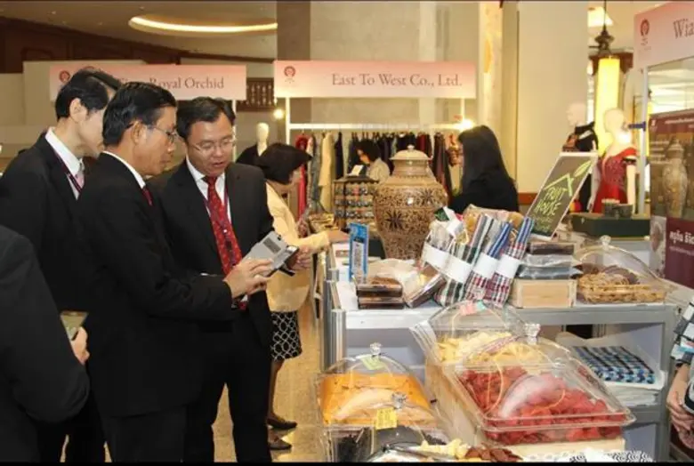 ธนาคารธนชาต และ BCEL ร่วมพัฒนาระบบการชำระเงินข้ามพรมแดน ผ่านมาตรฐาน QR Code  เป็นครั้งแรก