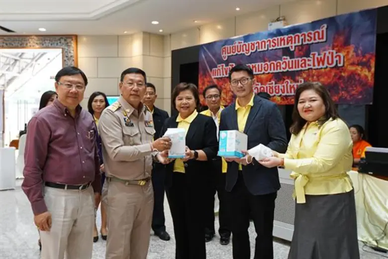 ธนาคารไทยพาณิชย์ส่งมอบเครื่องกรองอากาศ และหน้ากากอนามัย ให้พี่น้องชาวเชียงใหม่ที่ได้รับผลกระทบจากวิกฤตฝุ่น