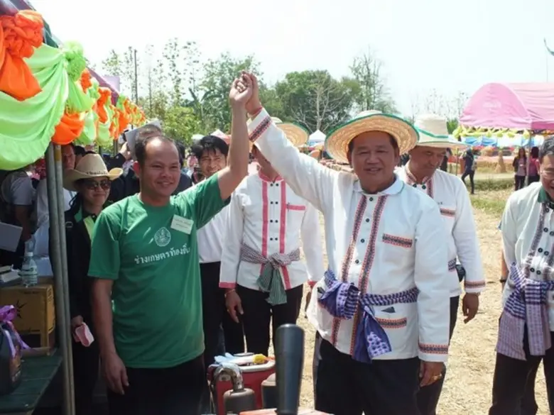 เกษตรฯ เผยผลสำเร็จ บริการซ่อมเครื่องยนต์เกษตรฟรีที่ขอนแก่น