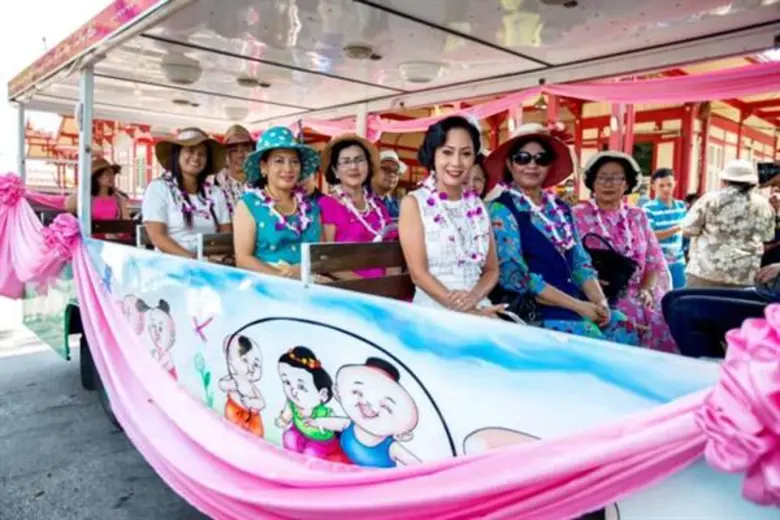 ททท.ประจวบฯ จัดกิจกรรมฟรี รถรางนำเที่ยวเมืองหัวหินชมความงดงามโรงแรมเซ็นทาราแกรนด์ บีชรีสอร์ทและวิลลา หัวหิน