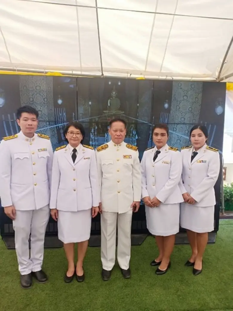 นายชัยรัตน์ แก้วคำแสน ผู้อำนวยการสำนักงาน...