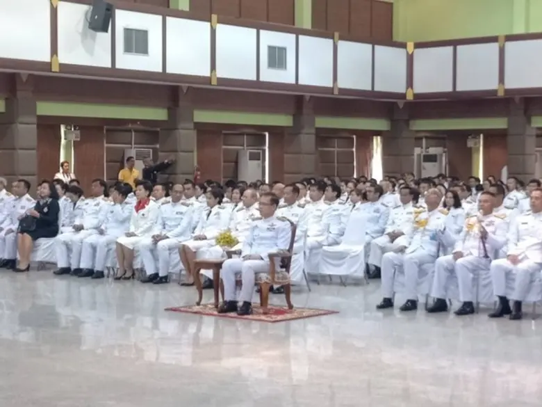 ภาพข่าว: ผู้อำนวยการสำนักงานพัฒนาฝีมือแรงงานลพบุรี ร่วมวางพานพุ่มวันพิธีวันพระบาทสมเด็จพระพุทธยอดฟ้าจุฬาโลกมหาราช