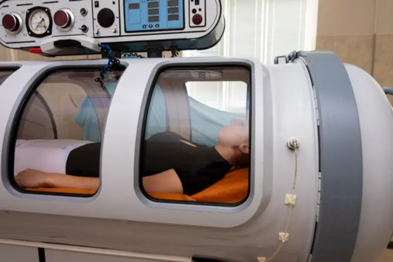 การบำบัดด้วยออกซิเจนความกดบรรยากาศสูง (Hyperbaric Oxygen Therapy)