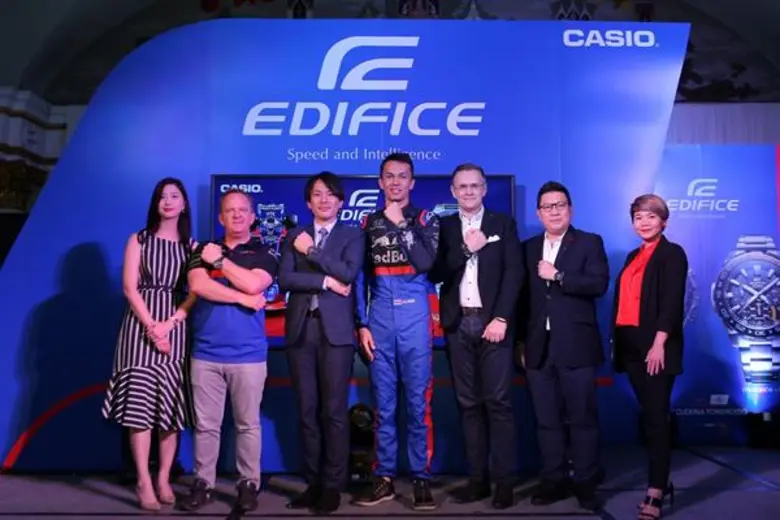 CASIO เปิดตัวนักแข่งท้าความเร็วสัญชาติไทยใน FORMULA 1 “อเล็กซานเดอร์ อัลบอน อังศุสิงห์” เป็นแบรนด์แอมบาสเดอร์ EDIFICE ในไทย พร้อมเปิดตัว EDIFICE รุ่นใหม่ล่าสุด 2 คอลเลคชั่น รวม 6 รุ่น