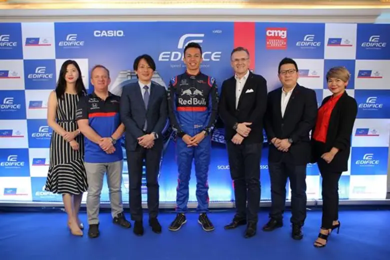 CASIO เปิดตัวนักแข่งท้าความเร็วสัญชาติไทยใน FORMULA 1 “อเล็กซานเดอร์ อัลบอน อังศุสิงห์” เป็นแบรนด์แอมบาสเดอร์ EDIFICE ในไทย พร้อมเปิดตัว EDIFICE รุ่นใหม่ล่าสุด 2 คอลเลคชั่น รวม 6 รุ่น
