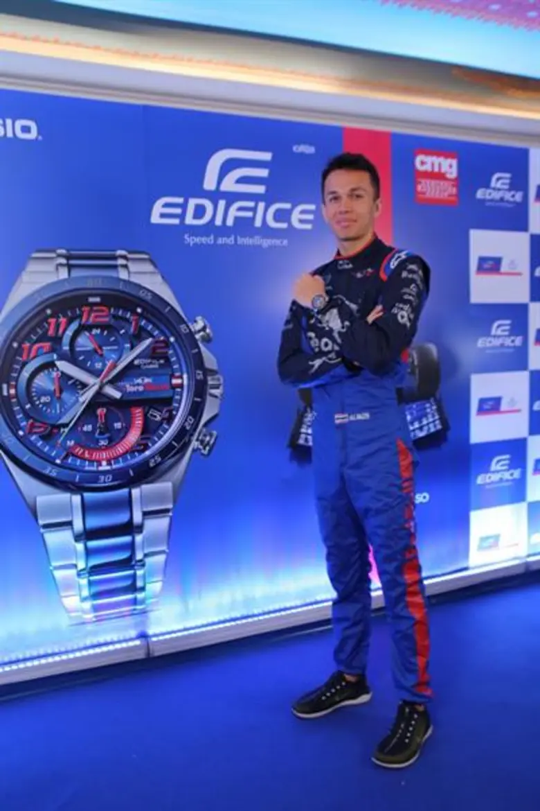 CASIO เปิดตัวนักแข่งท้าความเร็วสัญชาติไทยใน FORMULA 1 “อเล็กซานเดอร์ อัลบอน อังศุสิงห์” เป็นแบรนด์แอมบาสเดอร์ EDIFICE ในไทย พร้อมเปิดตัว EDIFICE รุ่นใหม่ล่าสุด 2 คอลเลคชั่น รวม 6 รุ่น