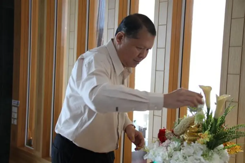 นายอดิศักดิ์ วารินทร์ศิริกุล ประธานเจ้าหน...