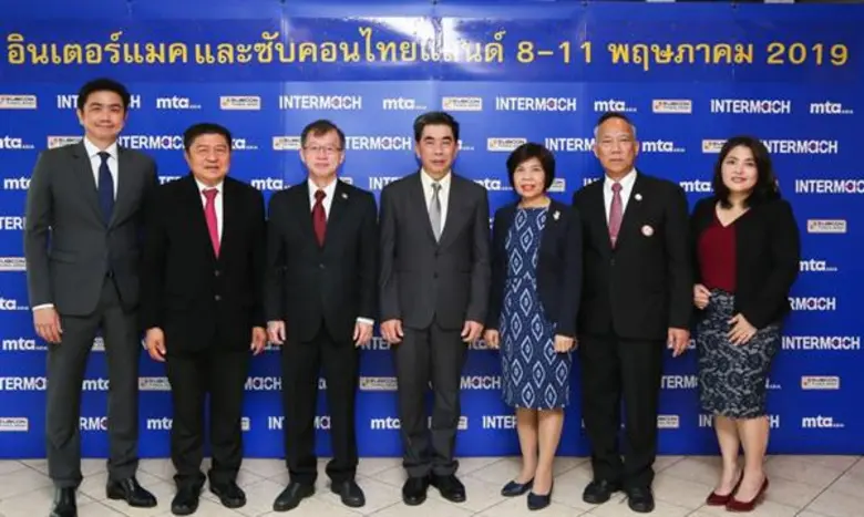 เมื่อเร็วๆนี้ นายศิริรุจ จุลกะรัตน์ (กลาง...