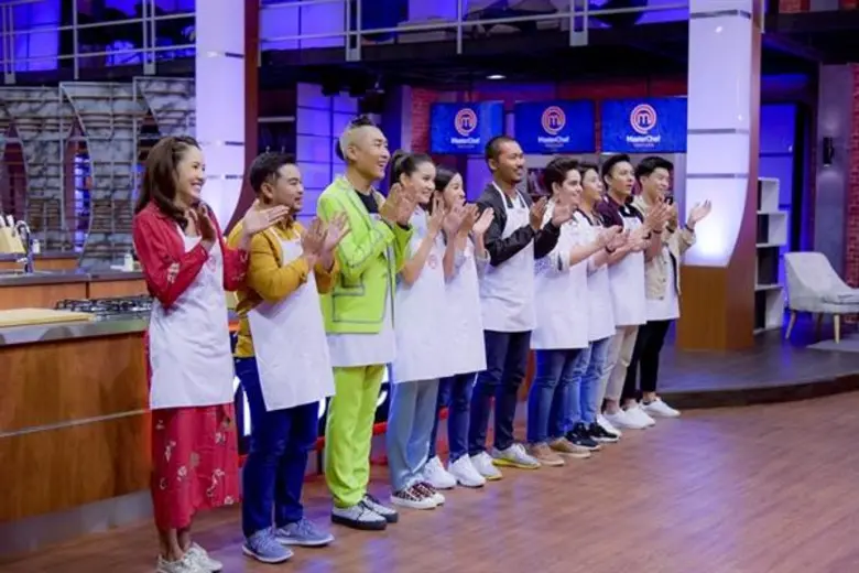 ทีวีไกด์: รายการ  “มาสเตอร์เชฟ ประเทศไทย” 10 คน “มาสเตอร์เชฟฯ” ลุ้นตัวโก่ง!!  5 คู่ 5 สไตล์ ครบรสชาติความมันส์