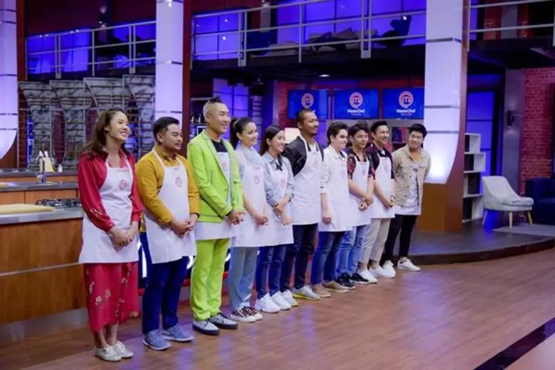 ทีวีไกด์: รายการ  “มาสเตอร์เชฟ ประเทศไทย” 10 คน “มาสเตอร์เชฟฯ” ลุ้นตัวโก่ง!!  5 คู่ 5 สไตล์ ครบรสชาติความมันส์