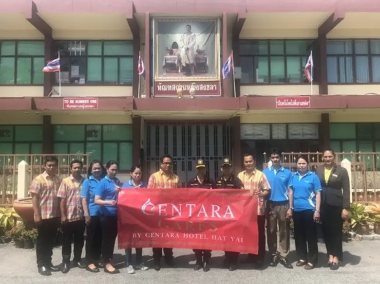 คุณมนูญ วุฒิ ผู้จัดการทั้วไป มอบหมายให้คุ...