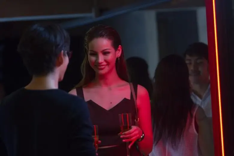 “ดารัณ” เขิน !! ใส่จริตเต็มพิกัดยั่ว “กอล์ฟ” ในซีรีส์แฟนตาซี “รสริน ล่าแวมไพร์”