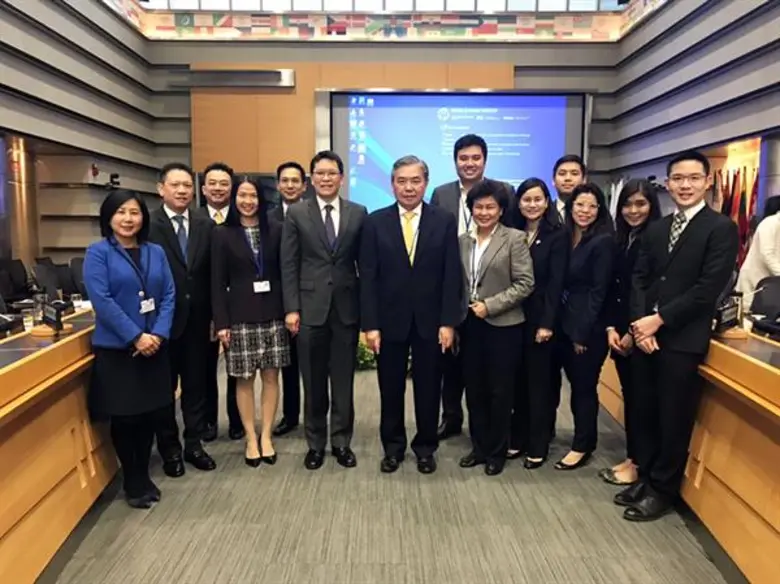 นายอภิศักดิ์ ตันติวรวงศ์ รัฐมนตรีว่าการกร...