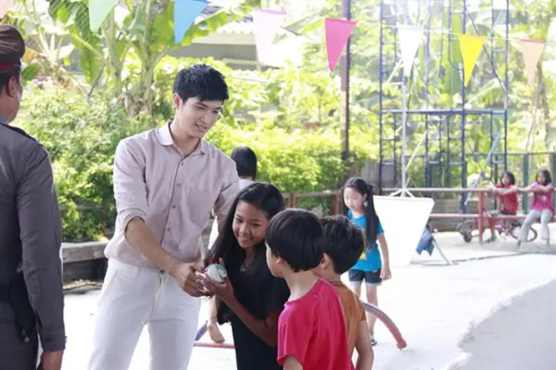 “ตูมตาม” รัก บท “หมออาสา”  ปลื้ม แม่คือไอดอล ด้านอาสาสมัคร