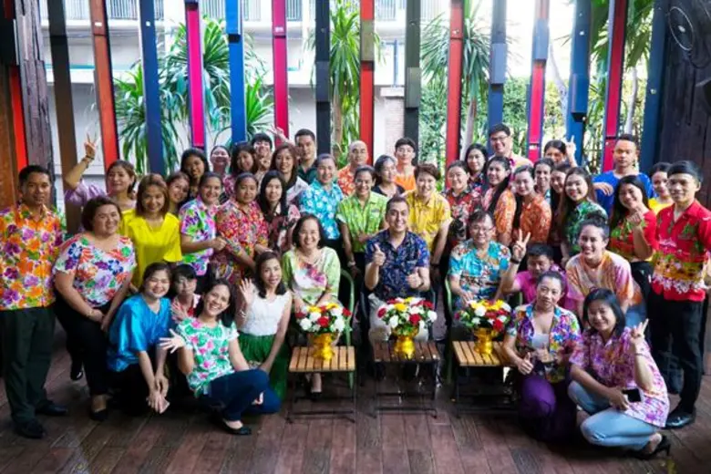 ผู้บริหาร และ พนักงานสยาม แอ็ท สยาม ดีไซน...