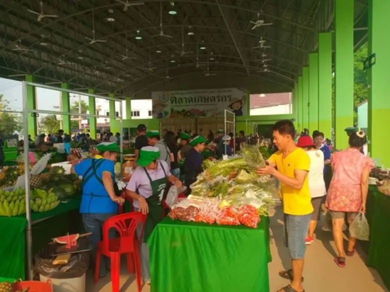 ตลาดเกษตรกรถาวรเมืองรถม้า ต้นแบบตลาดสินค้าคุณภาพ