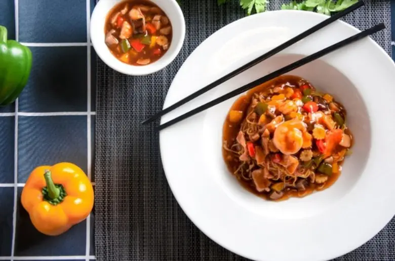 เส้นก๋วยเตี๋ยว มีความสำคัญอย่างมากในวัฒนธ...