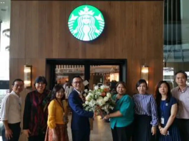 คุณวีระพงศ์ โรจนวโรดม ประธานเจ้าหน้าที่ฝ่...