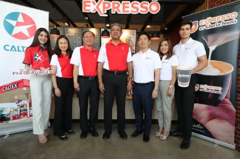 นายซาลมาน ซาดัต ประธานกรรมการและผู้จัดการ...