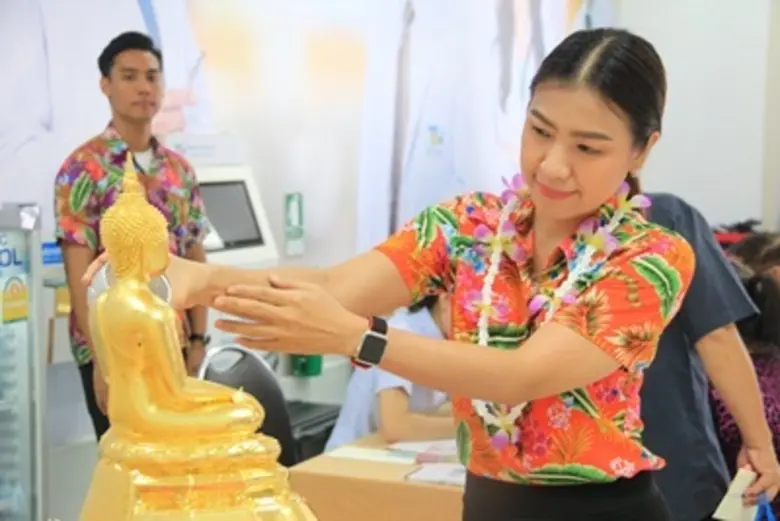 ภาพข่าว: รพ.ธนบุรี จัดงาน “ สงกรานต์ สาด..สุขทุกวัย สุขใจทั่วกัน ”
