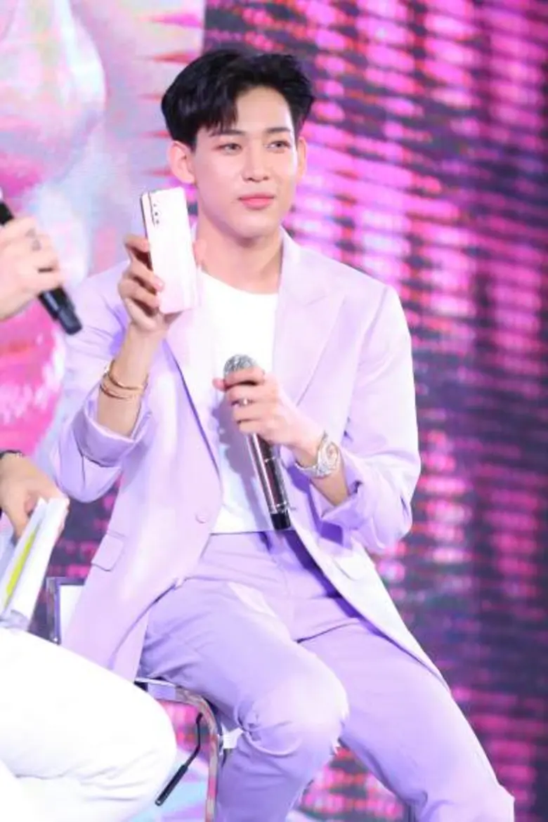 Vivo จัดงานแฟนมีตแบมแบม GOT7สุดเอ็กซ์คลูซีพ พร้อมเปิดตัว V15 สี Blossom Pink