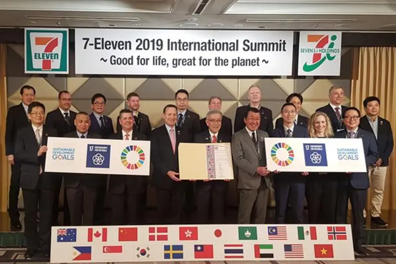 นายธานินทร์ บูรณมานิต กรรมการผู้จัดการและ...