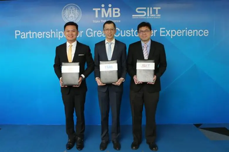 (จากซ้าย) ศาสตราจารย์ ดร.สุชัชวีร์ สุวรรณ...