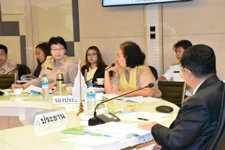 นายลักษณ์ วจนานวัช รัฐมนตรีช่วยว่าการกระท...