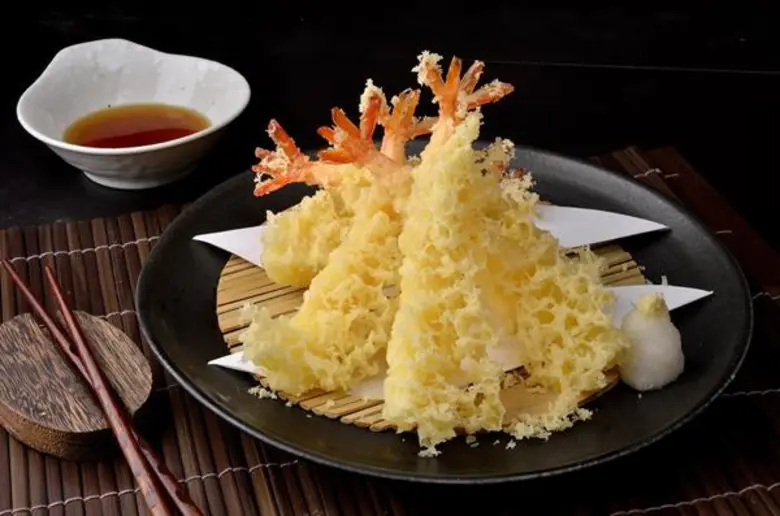 หลากรสชาติอาหารญี่ปุ่นจานโปรดจากห้องอาหารฮากิ ณ โรงแรมเซ็นทาราแกรนด์บีชรีสอร์ท และ วิลลา หัวหิน