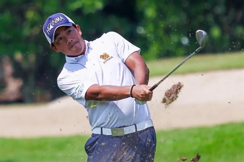 ขวัญชัย-แจ๊ส นำร่วมรอบสองกอล์ฟสิงห์เชียง