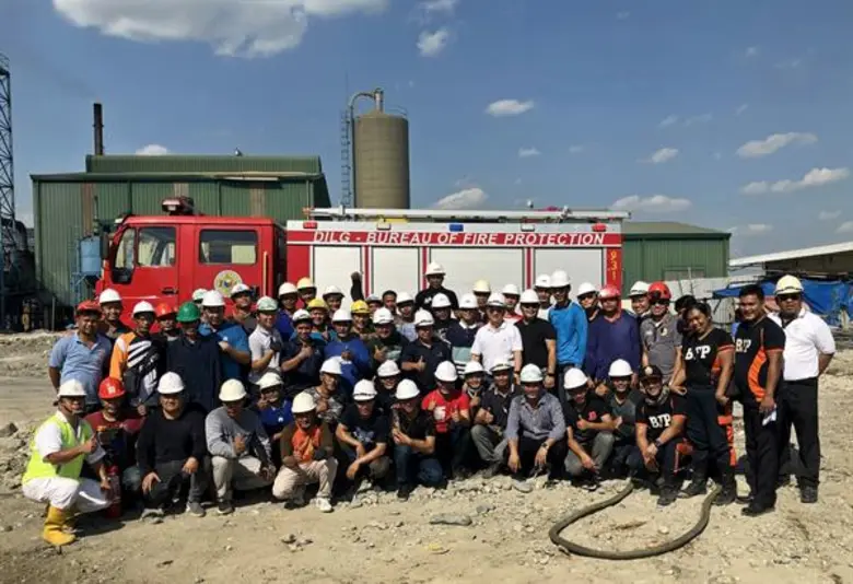 นายสกล ชีวะโกเศรษฐรองประธานกรรมการ ธุรกิจ...