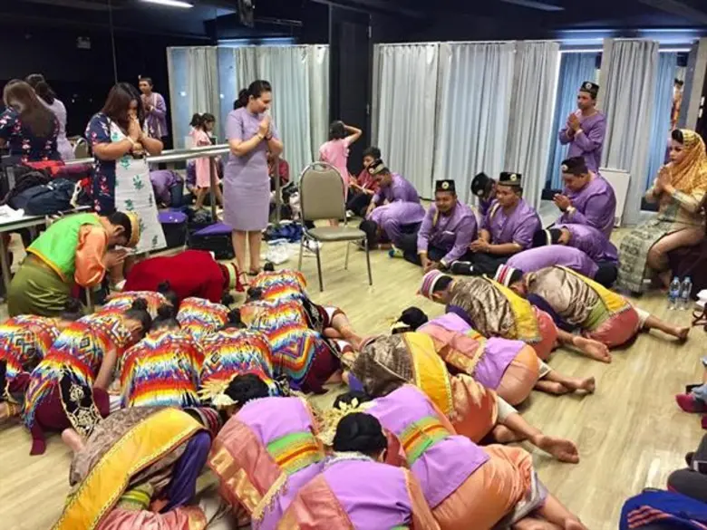 มรภ.สงขลา-ร.ร.แจ้งวิทยา ปลื้มผลงานทีม “ศิลป์สร้างสรรค์สงขลา” คว้ารองชนะเลิศอันดับ 1 ระดับประเทศ ประกวดดนตรี-การแสดงพื้นบ้าน