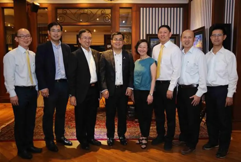 ผศ.ดร.วิเลิศ ภูริวัชร คณบดีคนใหม่ คณะพาณิ...