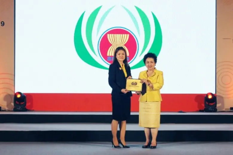 คุณฐิติมา พจน์ประสาท ผู้อำนวยการฝ่ายขาย โ...