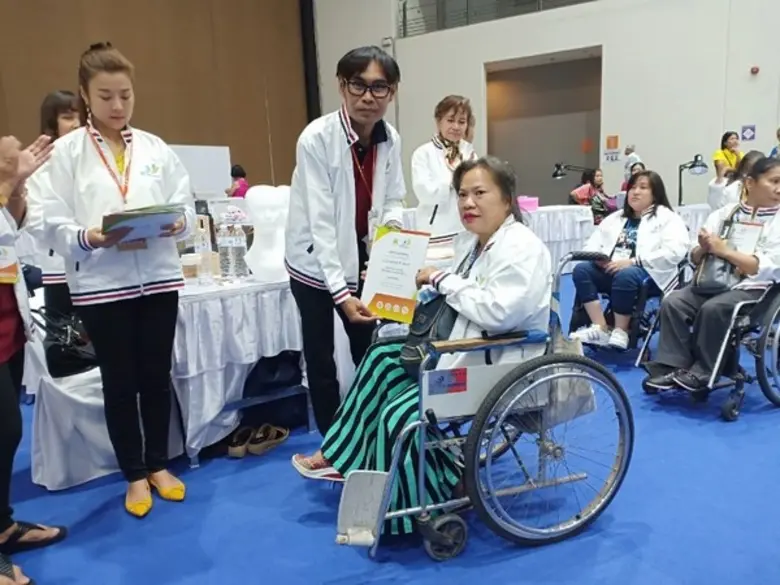 ผู้พิการจากจังหวัดชัยนาท คว้ารางวัลแข่งขันฝีมือคนพิการแห่งชาติ ครั้งที่ 9