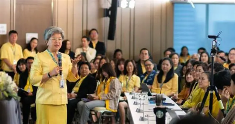 นางสาวรื่นวดี สุวรรณมงคล เลขาธิการสำนักงา...