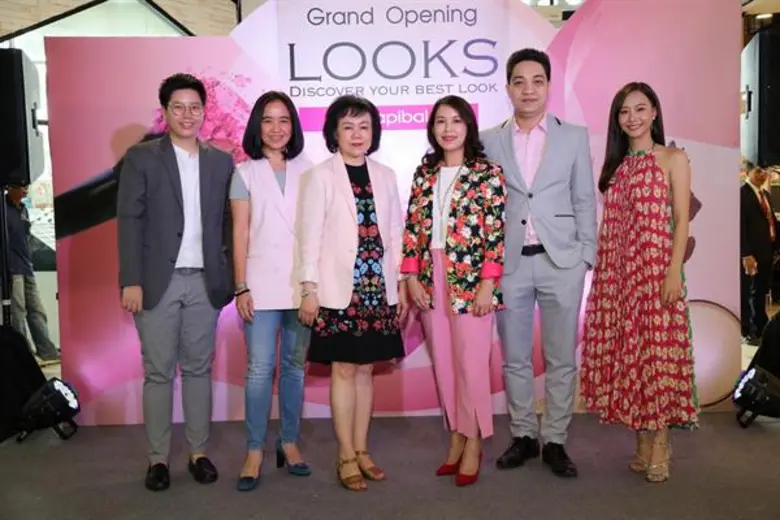 แม้จะเป็นสาวร่างเล็ก แต่พลังเหลือล้น นางเ...